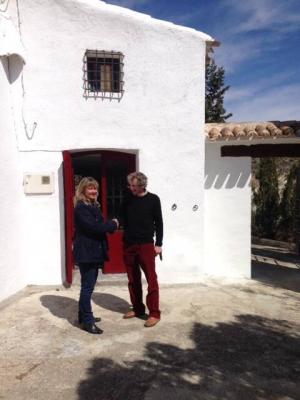 Dando la bienvenida a Sir Bib a su maravillosa casa nueva en Ricote Valle