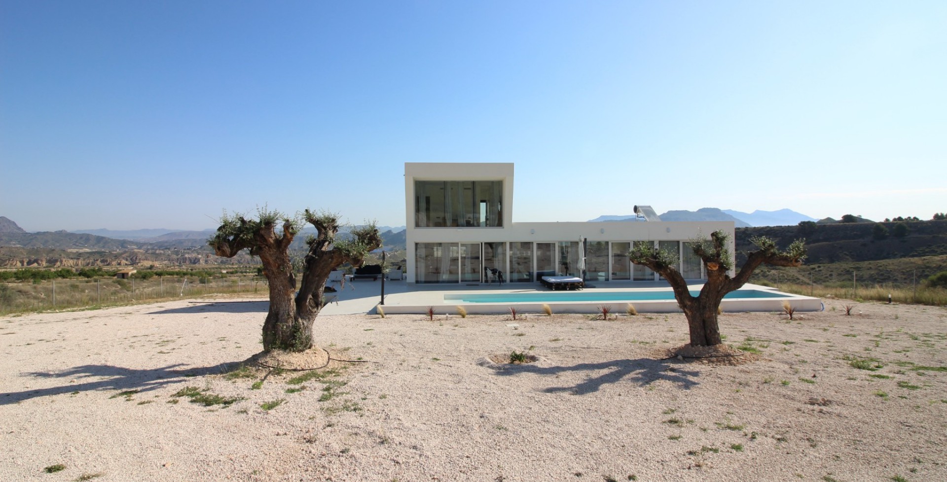 Designed villa with fantastic pool