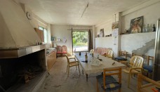 nice country home with dining room to reform