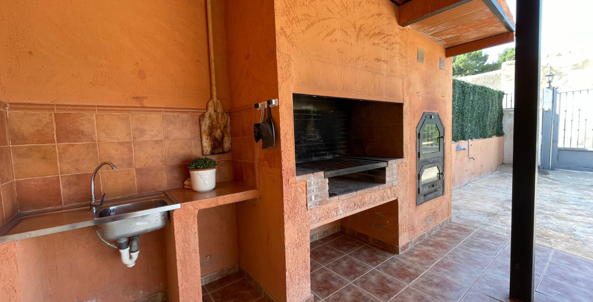 immaculate villa with traditional spanish oven