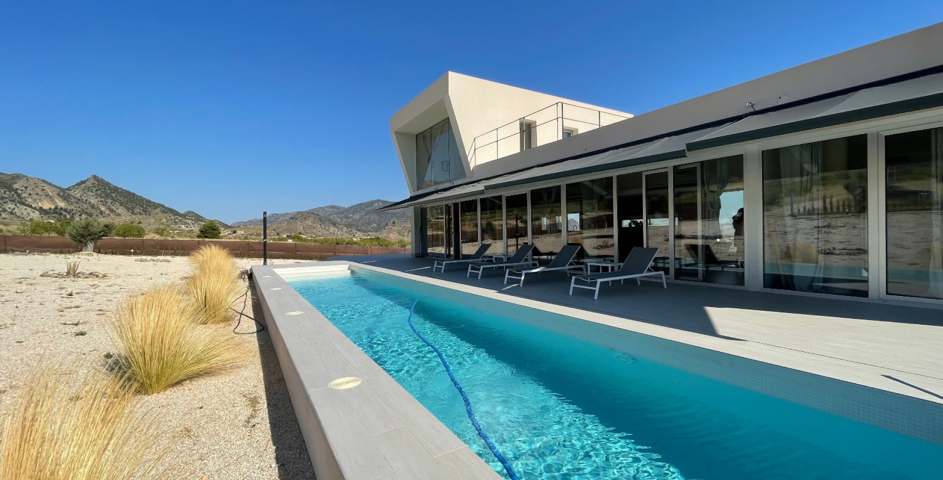 Modern meditarranea villa with fantastic pool, Ricote, Murcia, Spain