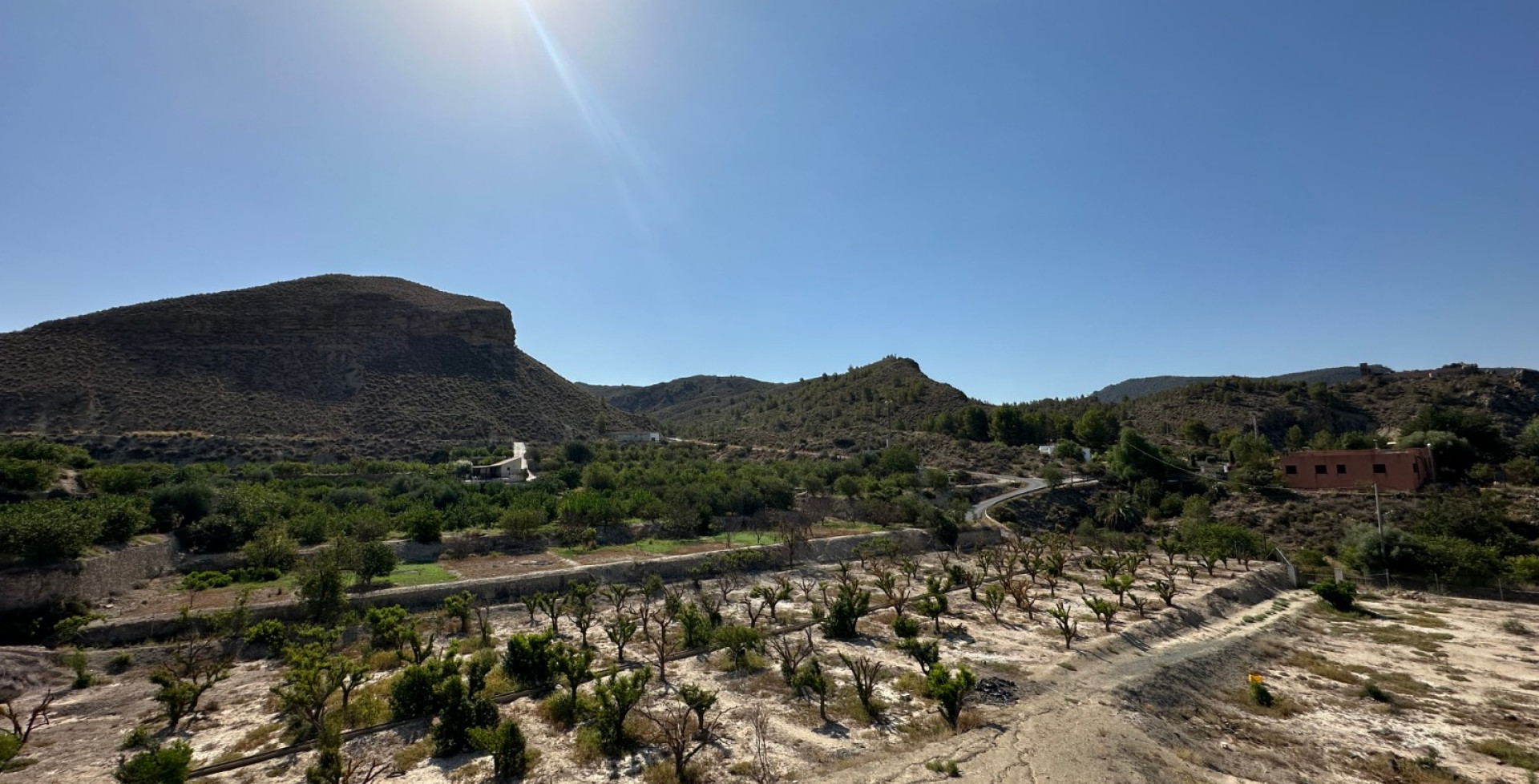 Venta - Casa de Campo - Blanca