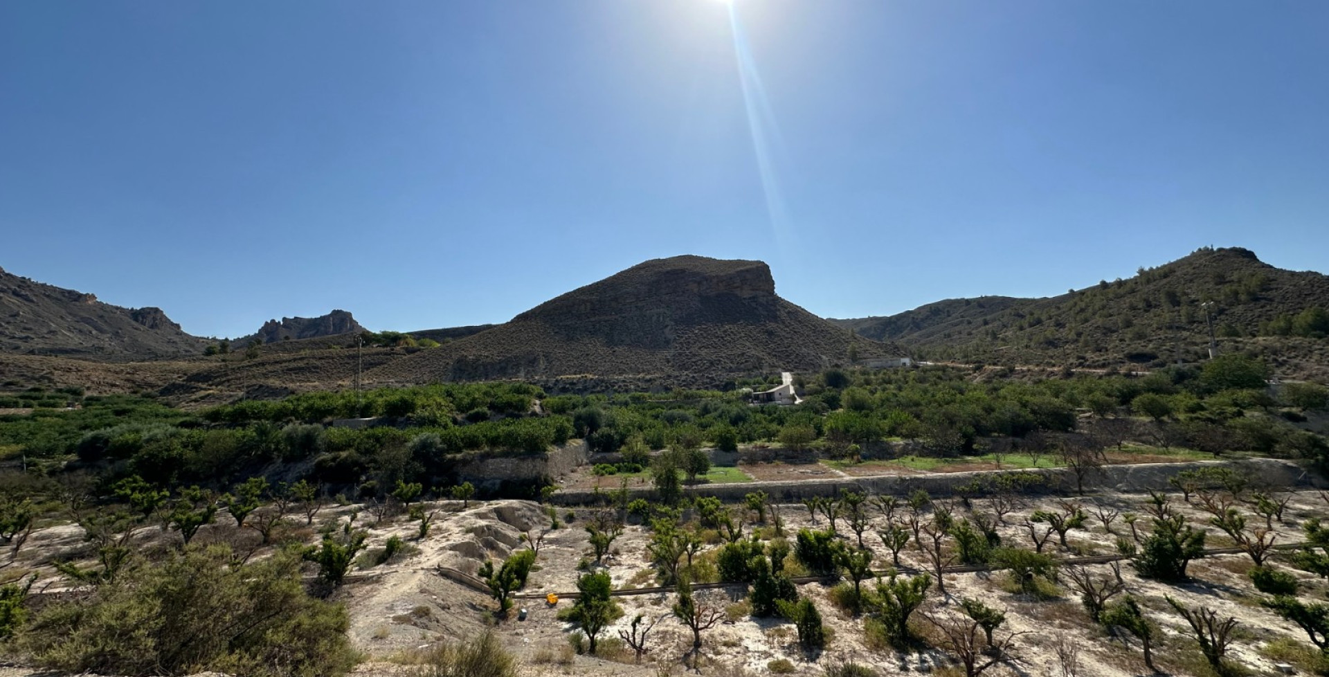 Venta - Casa de Campo - Blanca