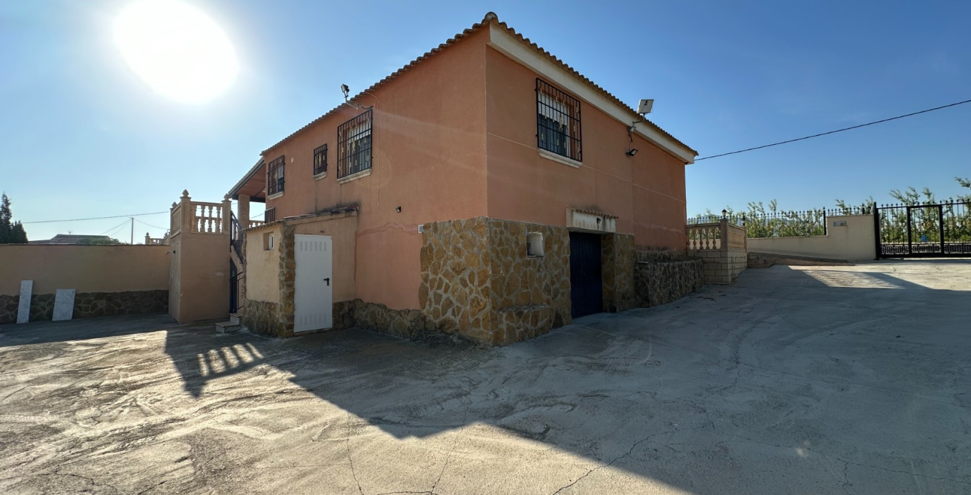 Venta - Casa de Campo - Cieza