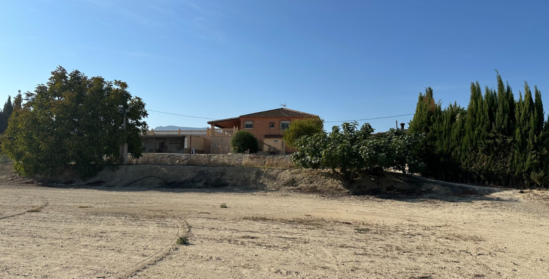 Venta - Casa de Campo - Cieza