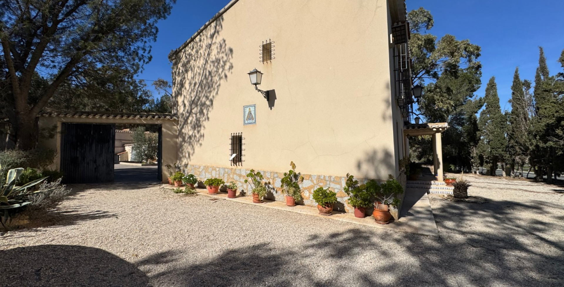 Venta - Casa de Campo - Blanca