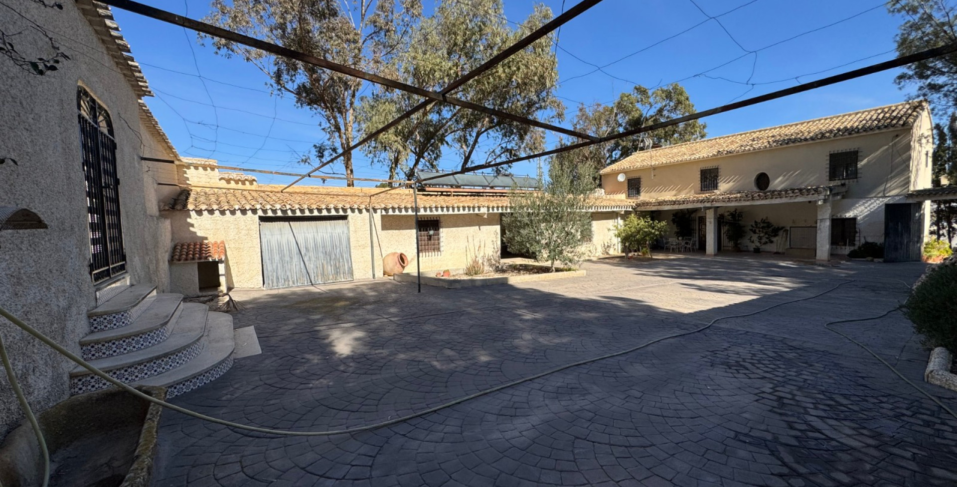 Venta - Casa de Campo - Blanca