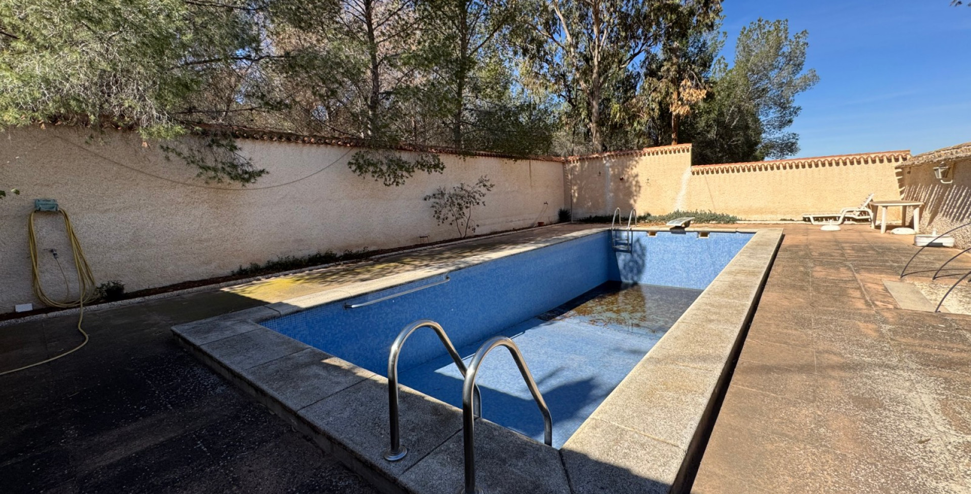 Venta - Casa de Campo - Blanca