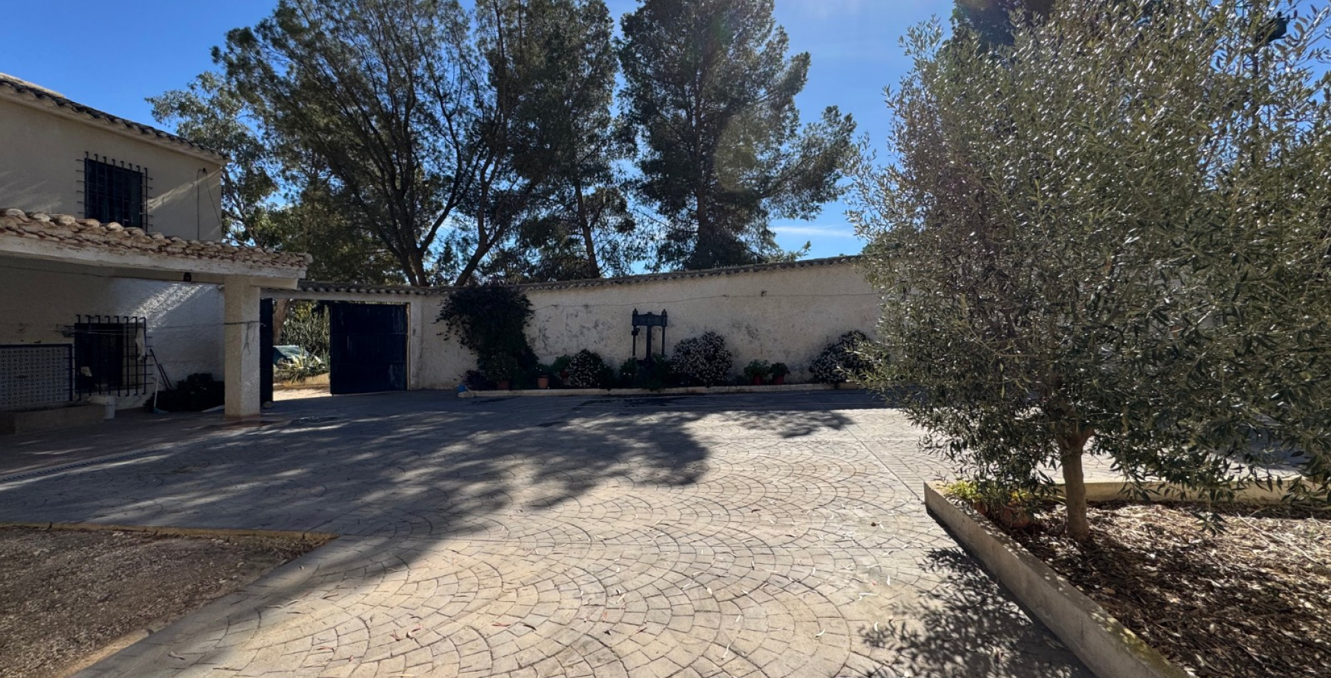 Venta - Casa de Campo - Blanca