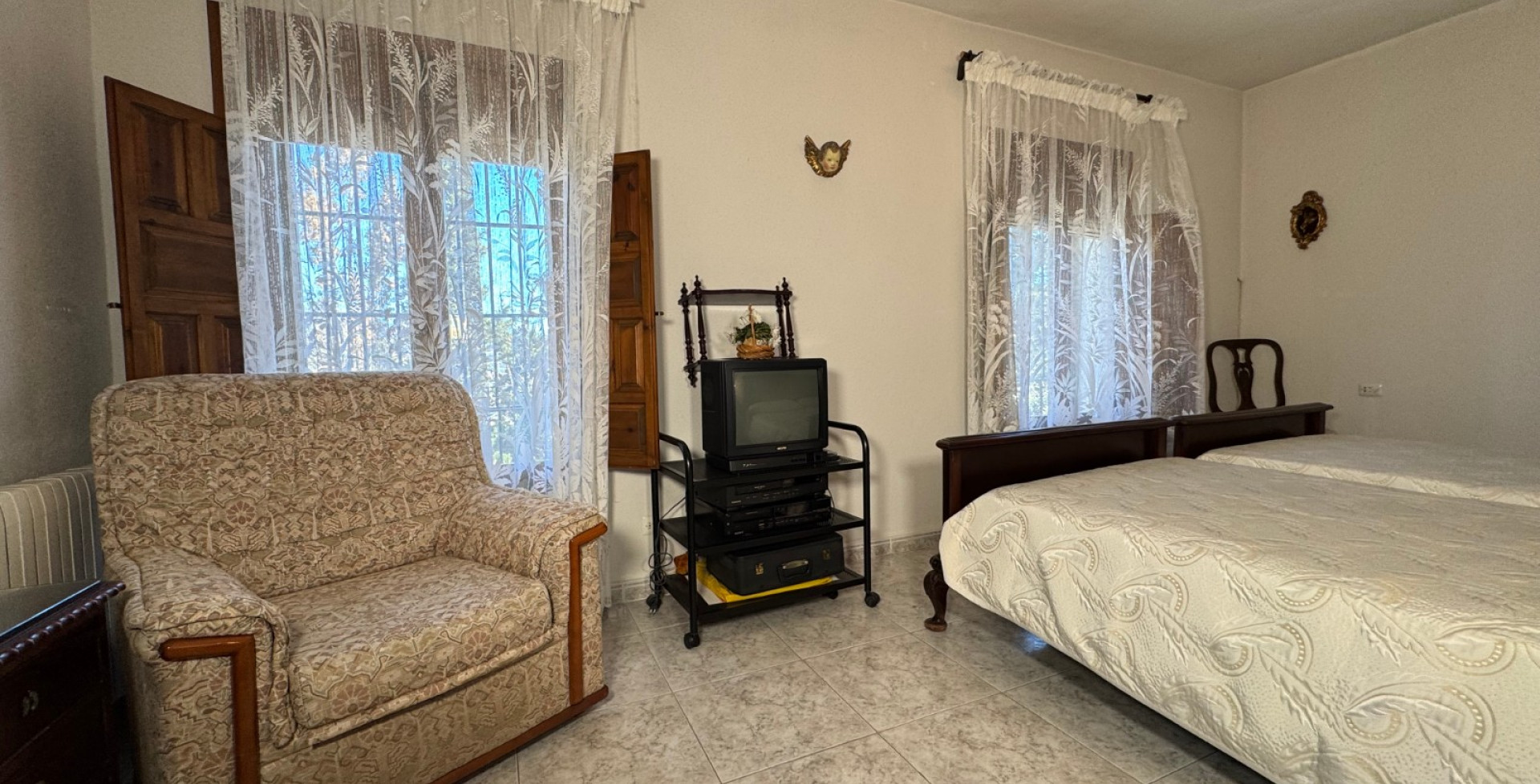 Venta - Casa de Campo - Blanca