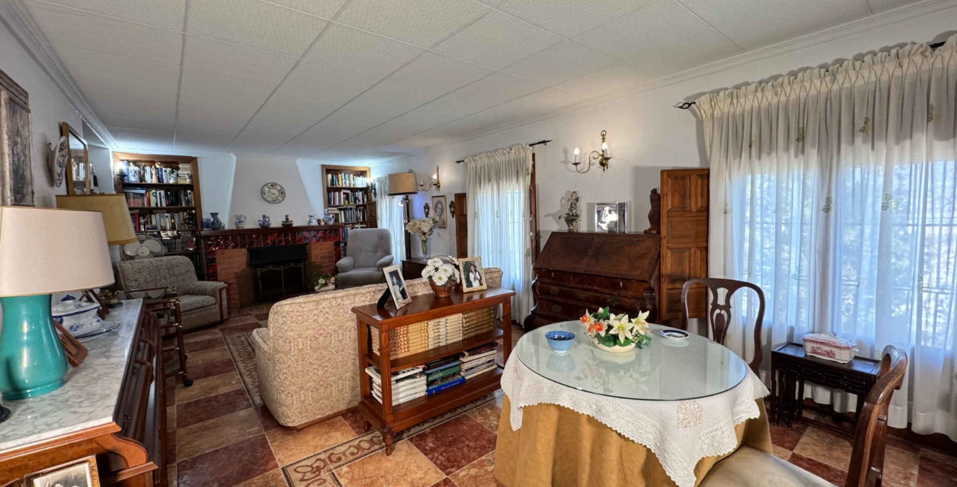 Venta - Casa de Campo - Blanca