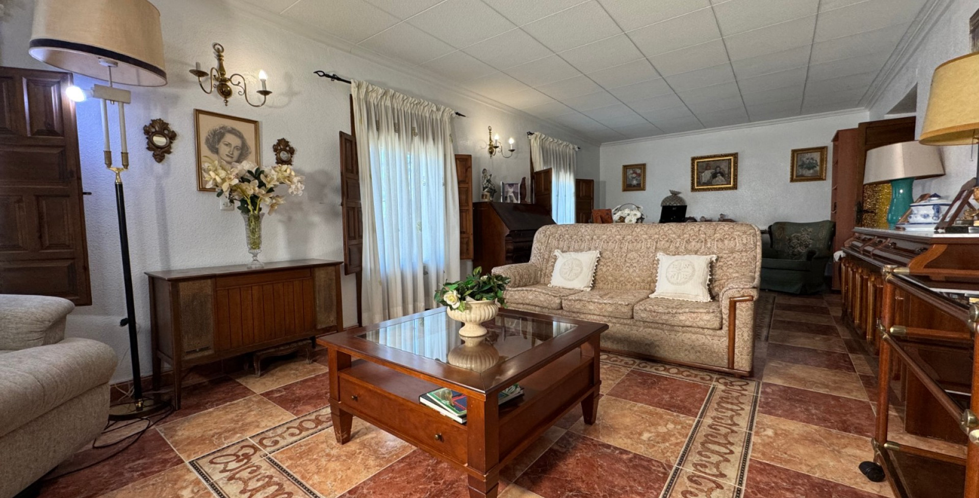 Venta - Casa de Campo - Blanca