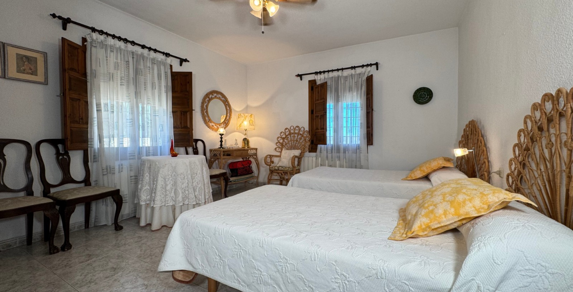 Venta - Casa de Campo - Blanca