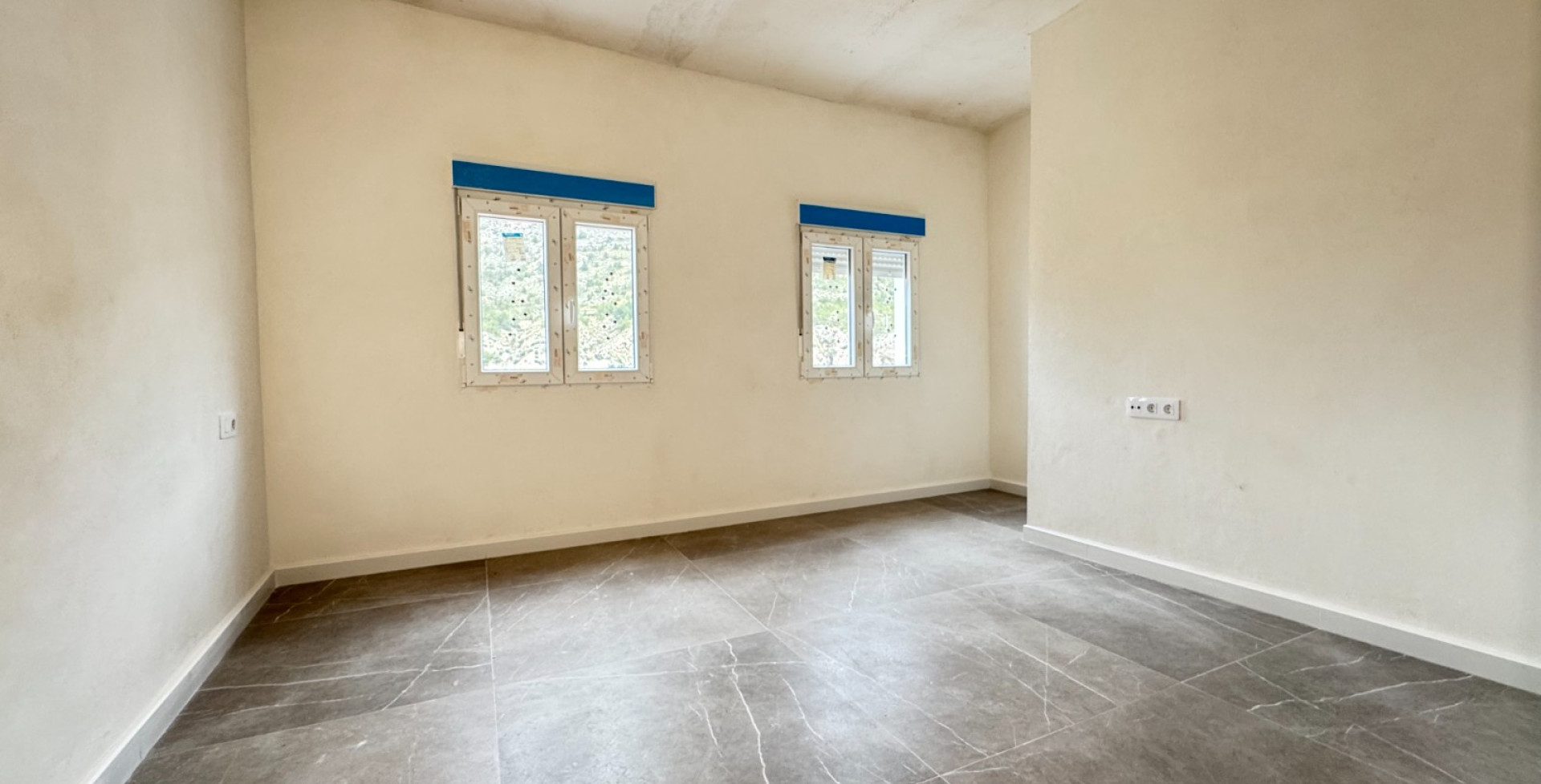 For Sale - Town House - Blanca