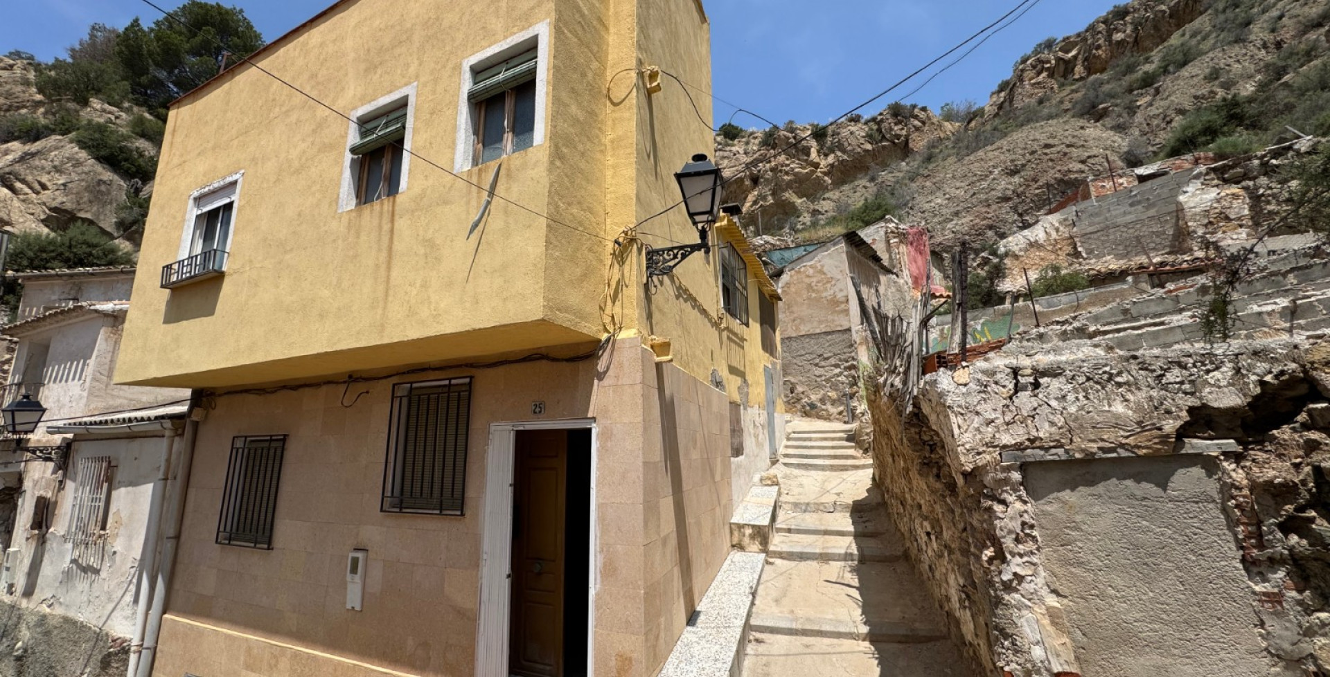 For Sale - Town House - Blanca
