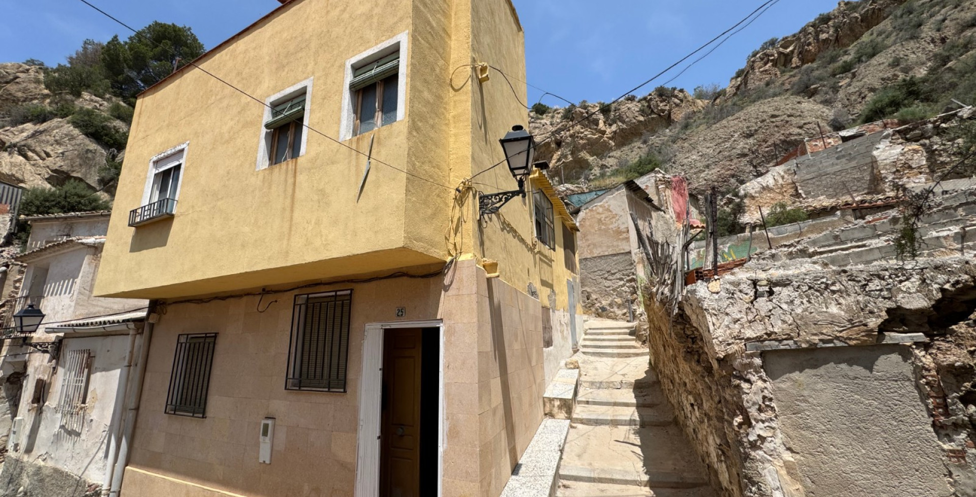 For Sale - Town House - Blanca
