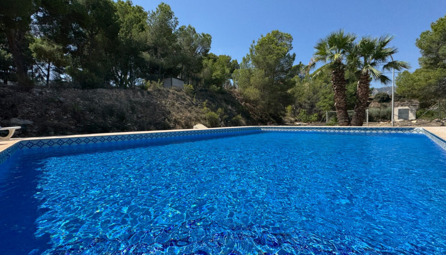 Casa de Campo - Venta - Blanca - Blanca