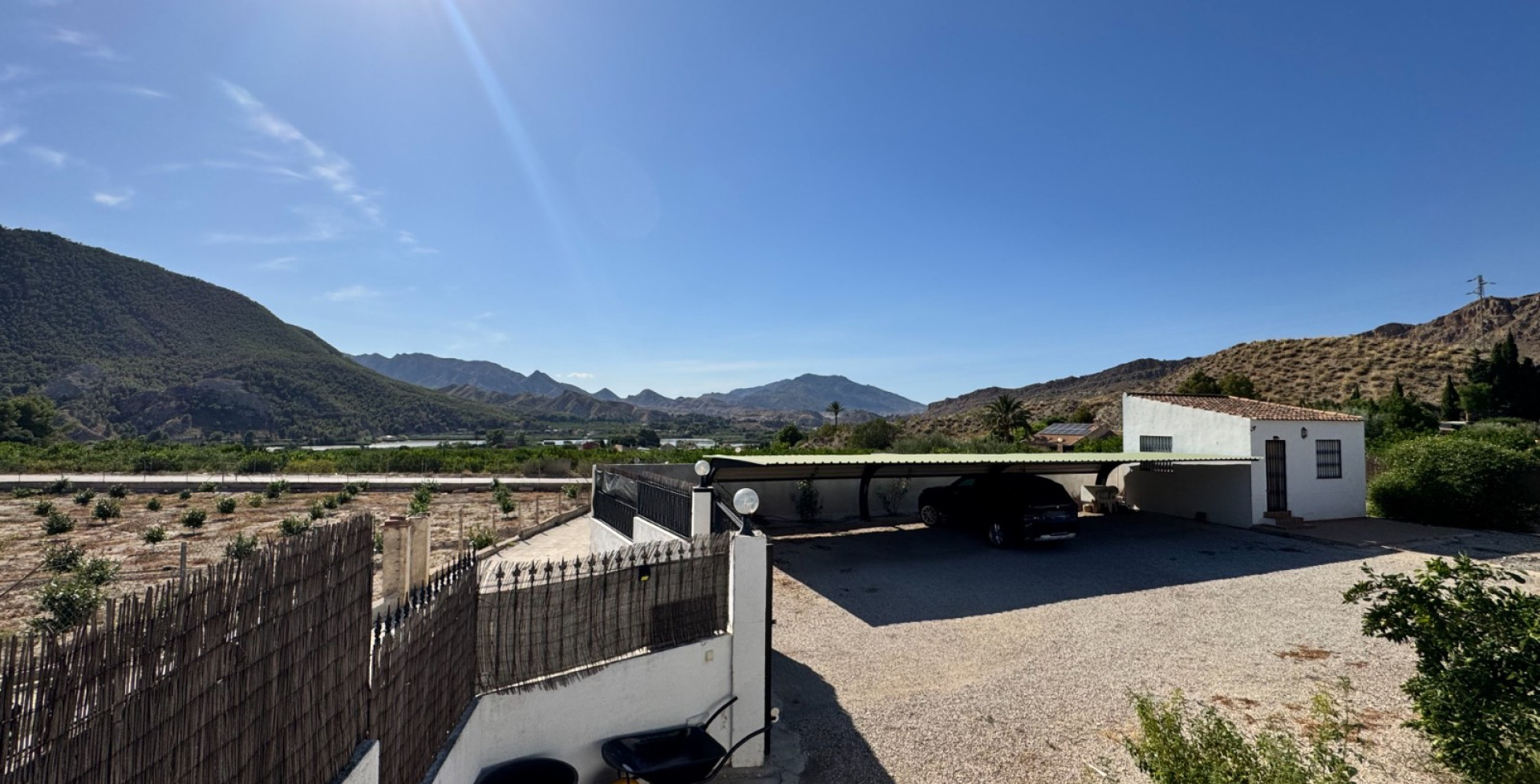 Venta - Casa de Campo - Blanca