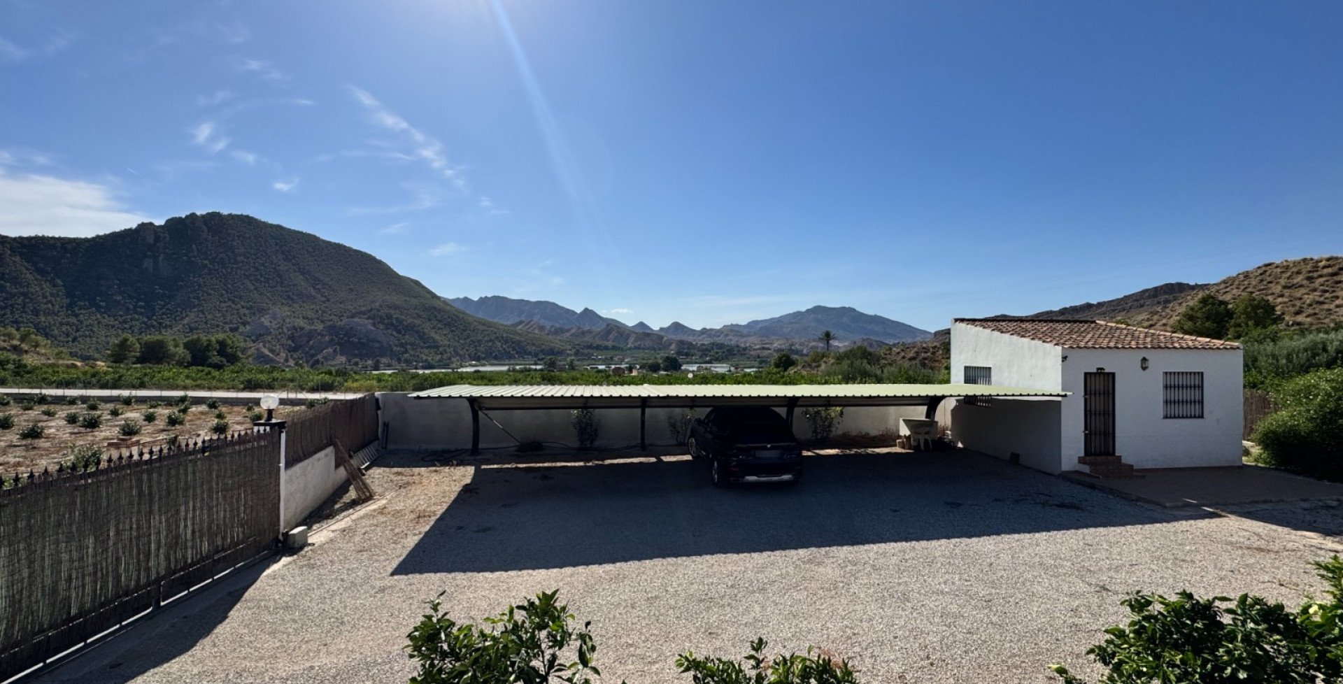 Venta - Casa de Campo - Blanca
