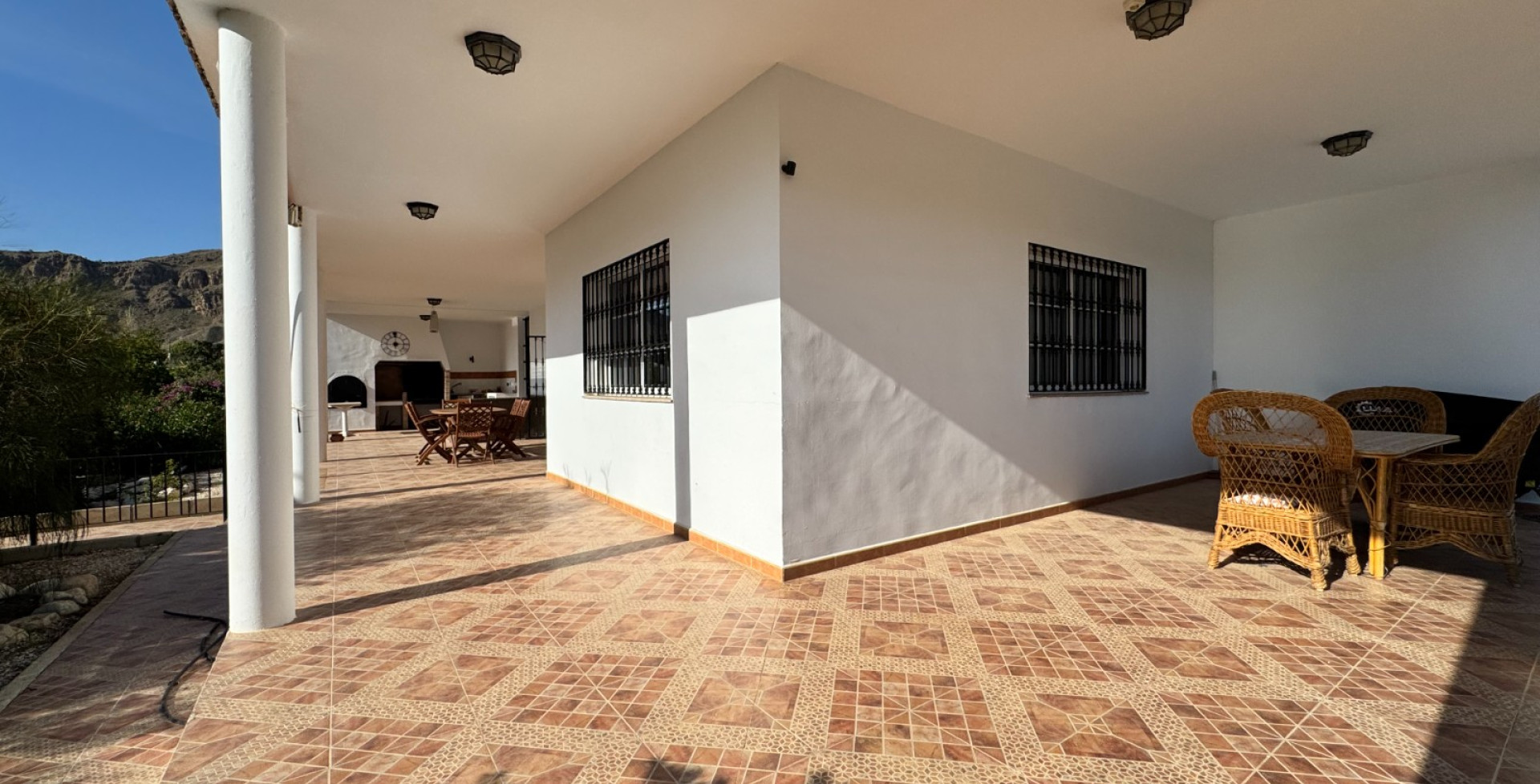 Venta - Casa de Campo - Blanca