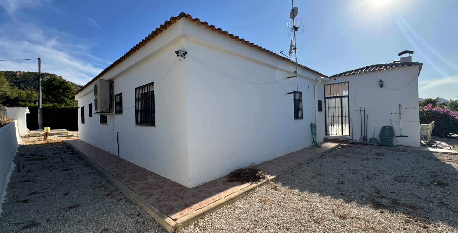 Venta - Casa de Campo - Blanca