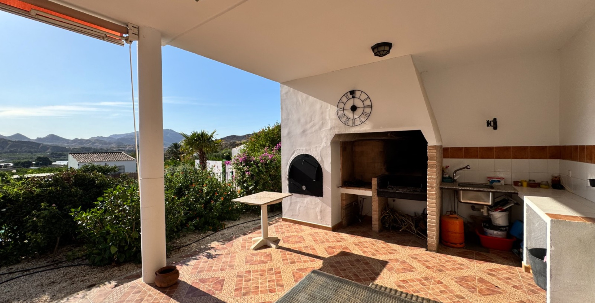 Venta - Casa de Campo - Blanca