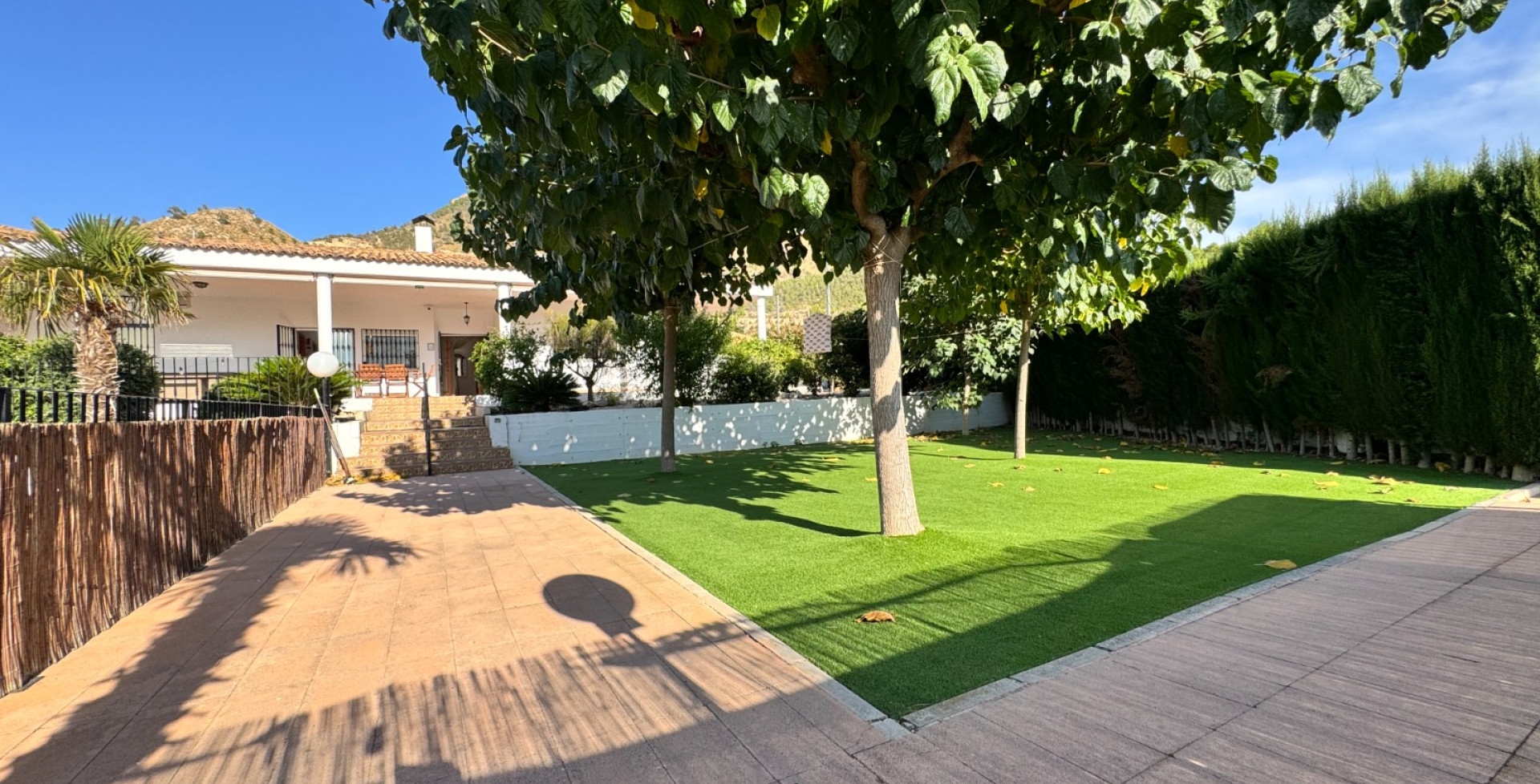 Venta - Casa de Campo - Blanca