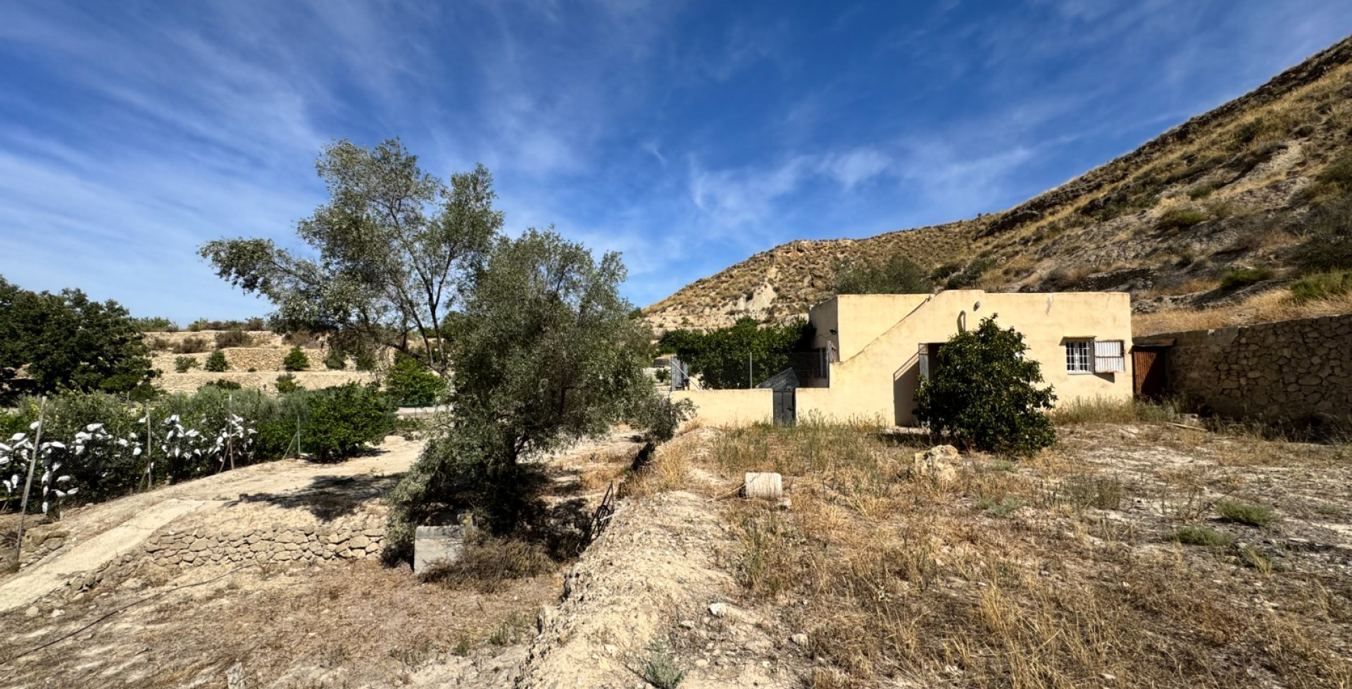 Venta - Casa de Campo - Blanca