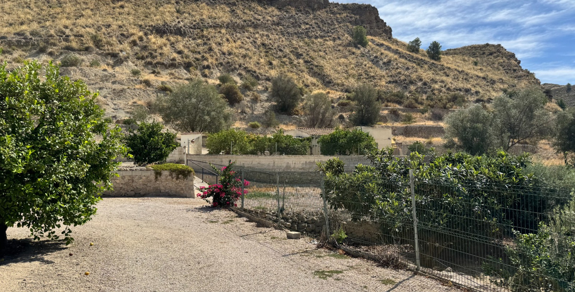 Venta - Casa de Campo - Blanca