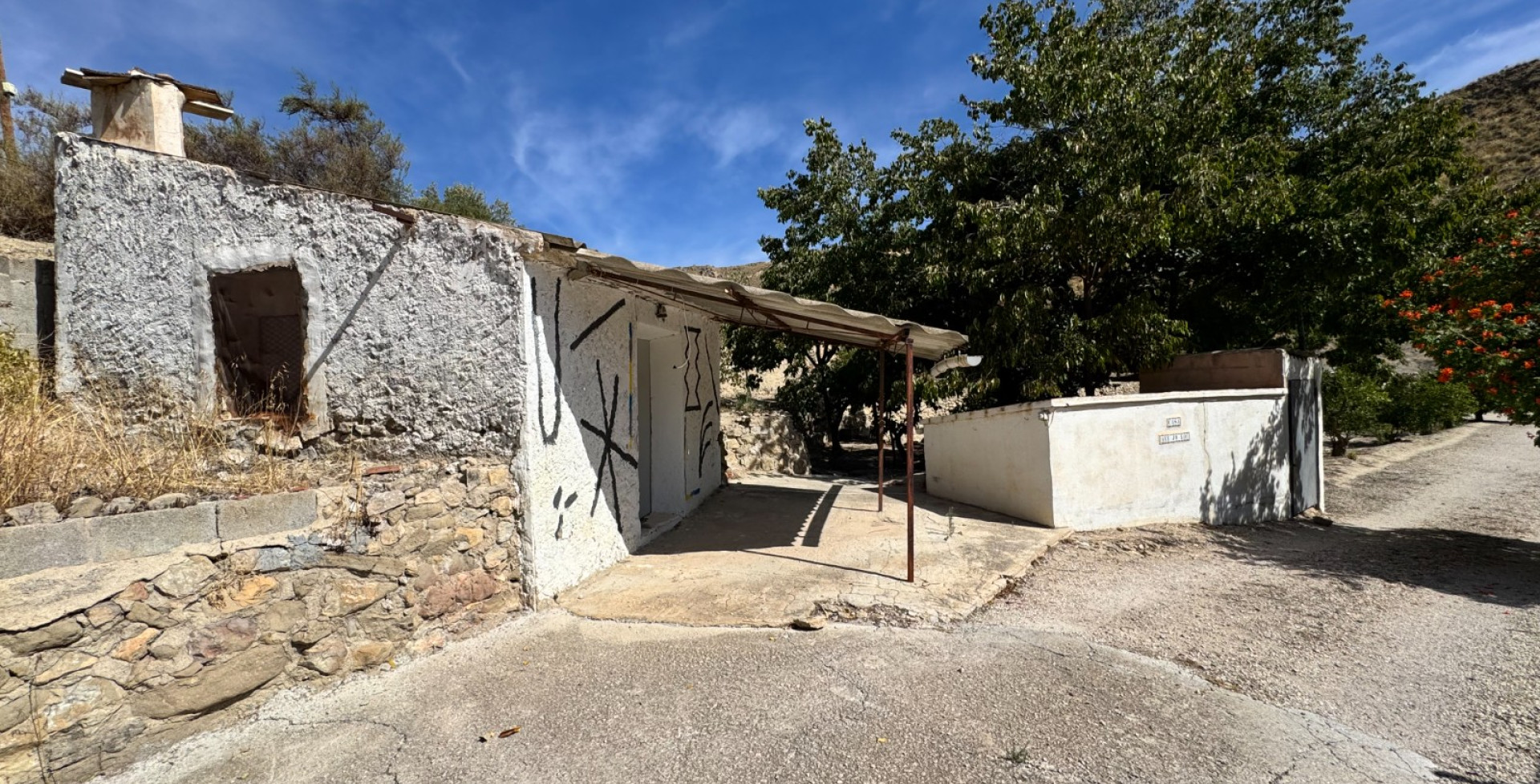 Venta - Casa de Campo - Blanca