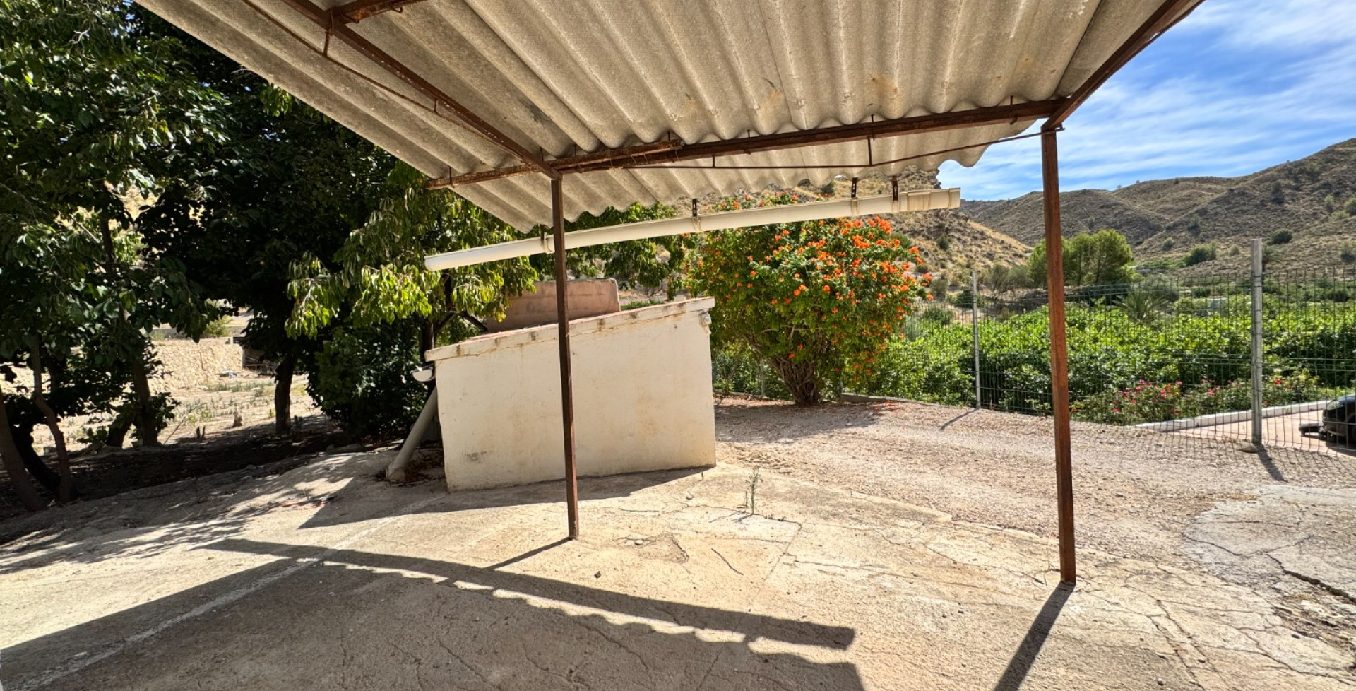 Venta - Casa de Campo - Blanca