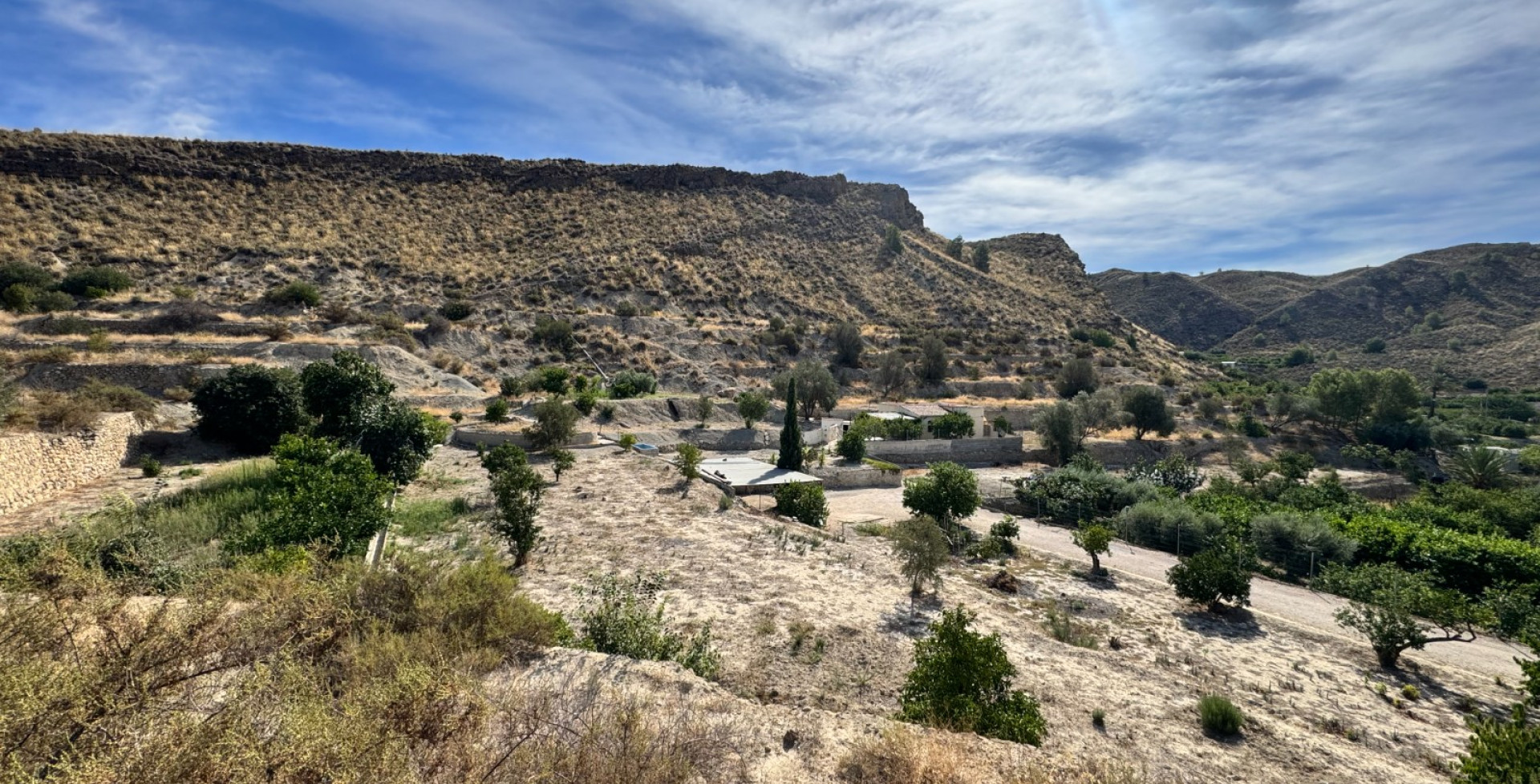 Venta - Casa de Campo - Blanca