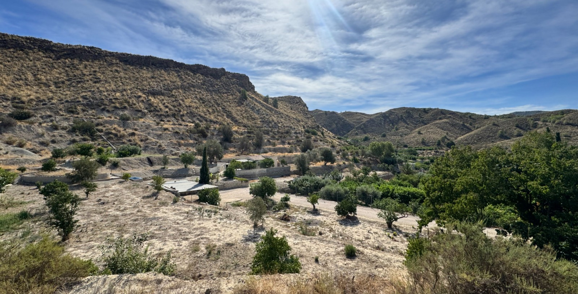 Venta - Casa de Campo - Blanca