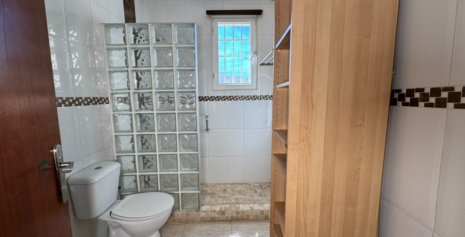 Venta - Casa de Campo - Blanca