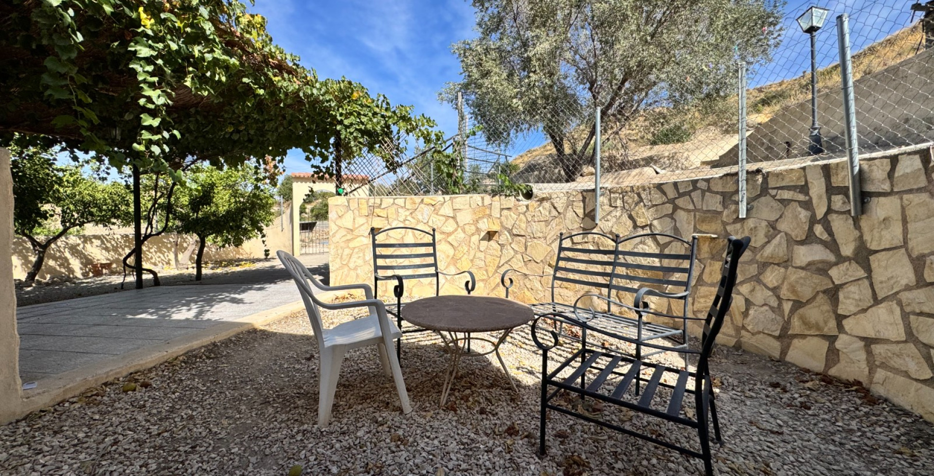 Venta - Casa de Campo - Blanca