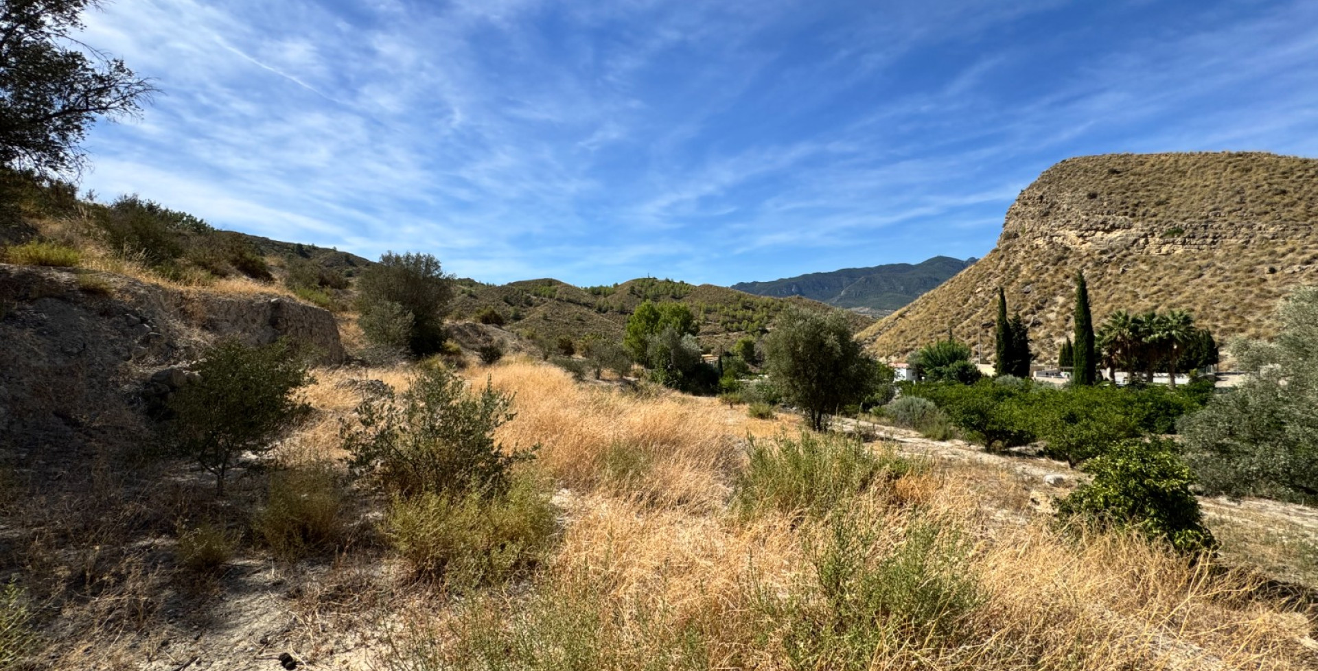Venta - Casa de Campo - Blanca