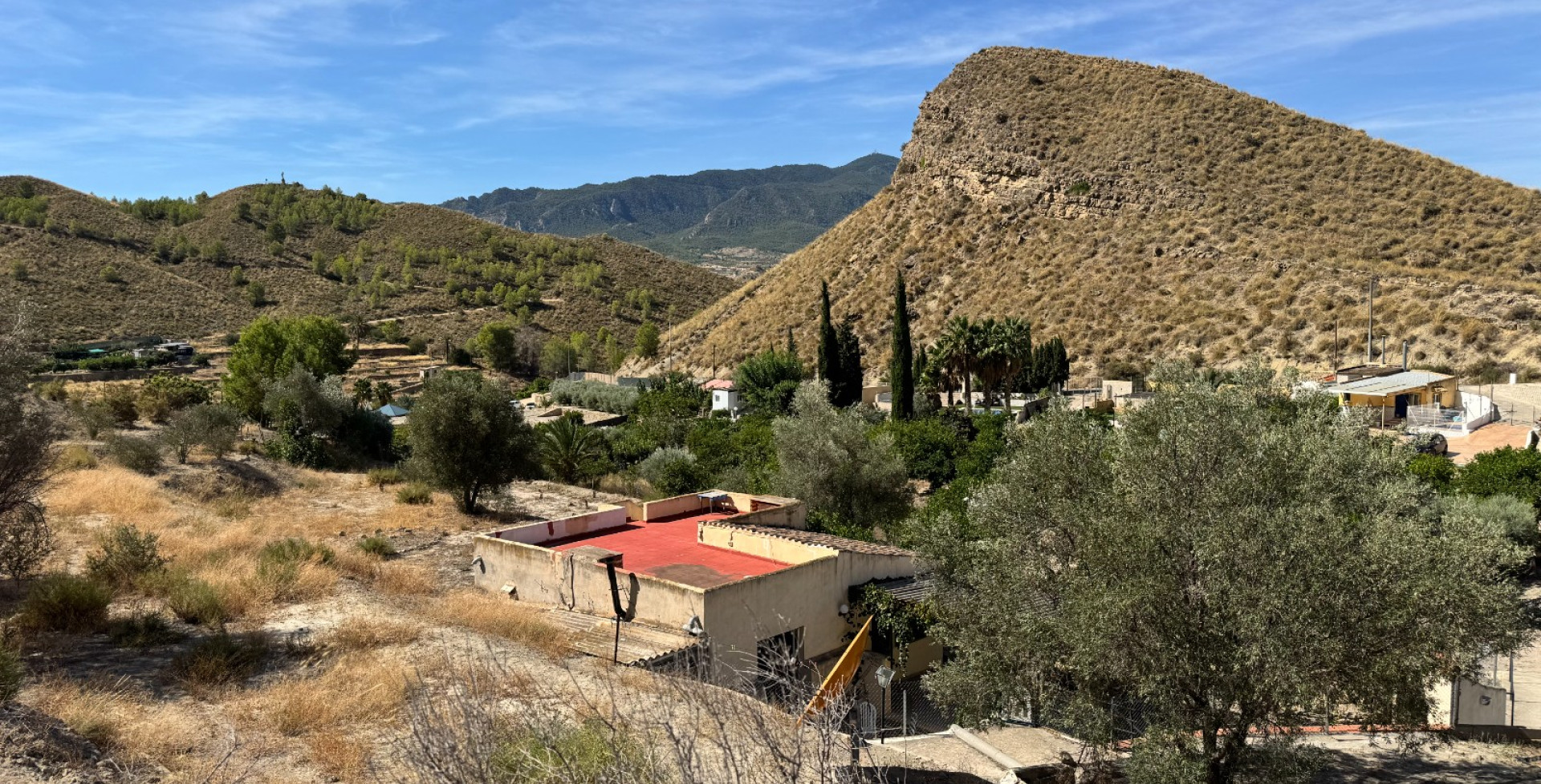 Venta - Casa de Campo - Blanca