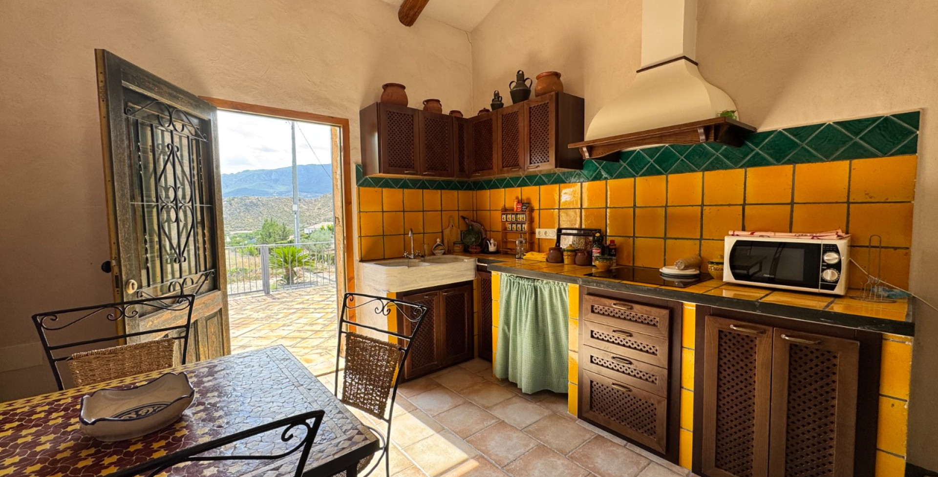 Venta - Casa de Campo - Blanca