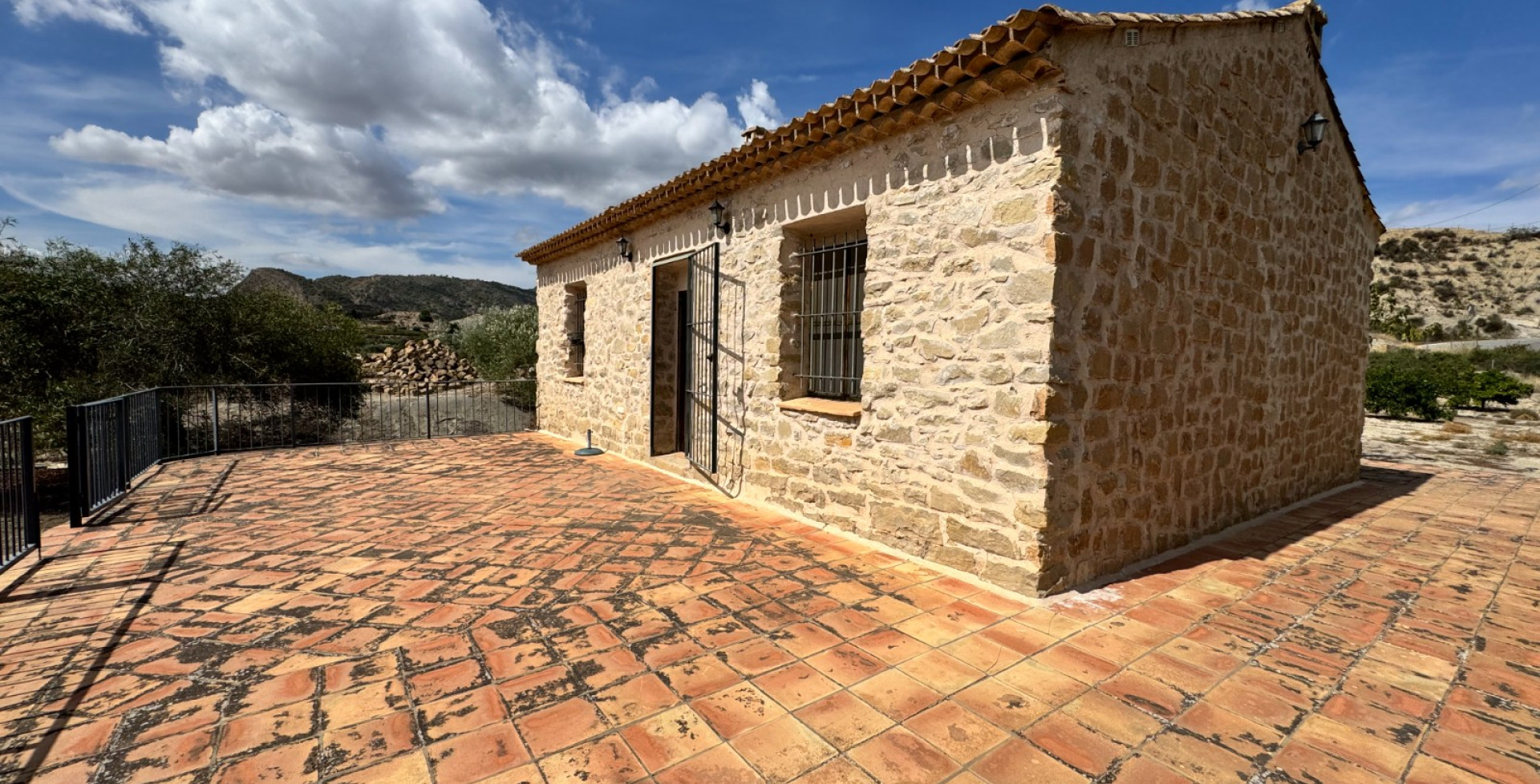 Venta - Casa de Campo - Blanca