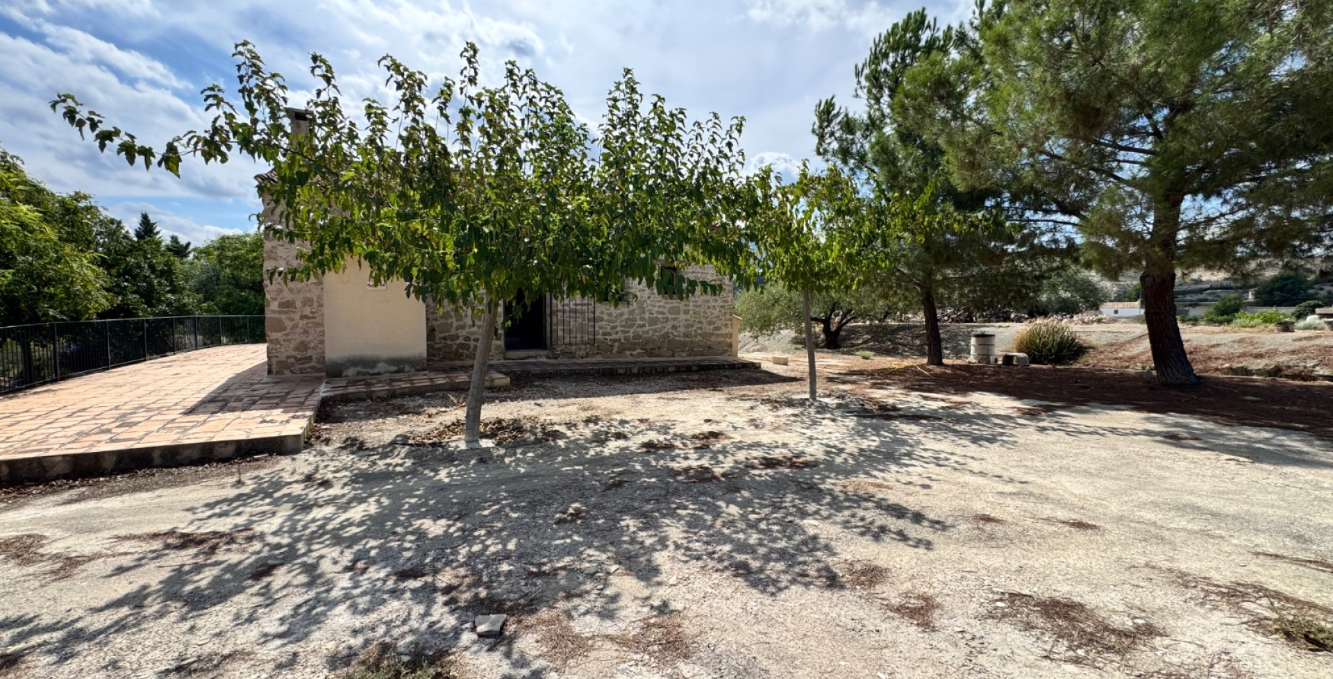 Venta - Casa de Campo - Blanca