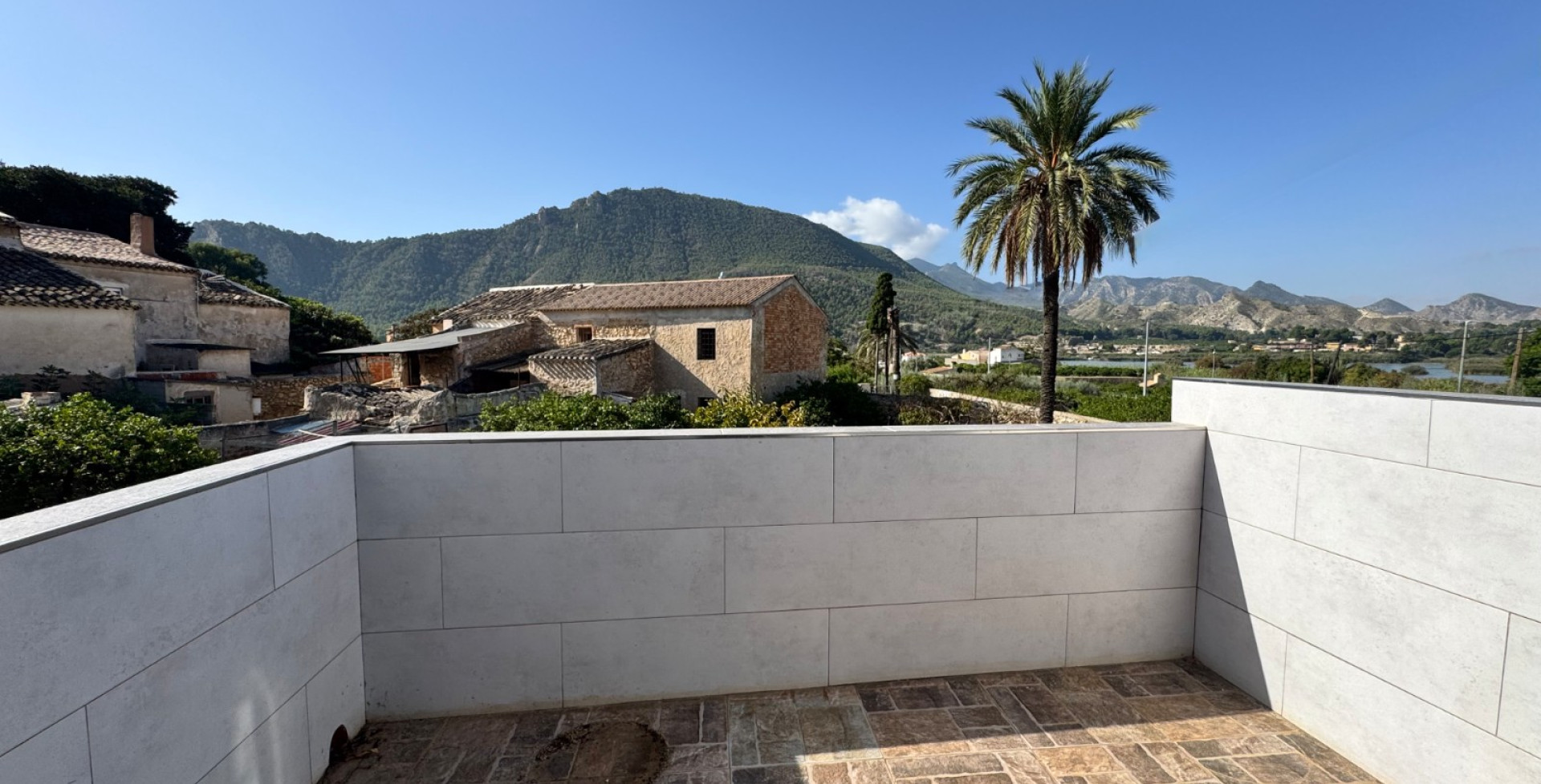 Venta - Casa de pueblo - Blanca