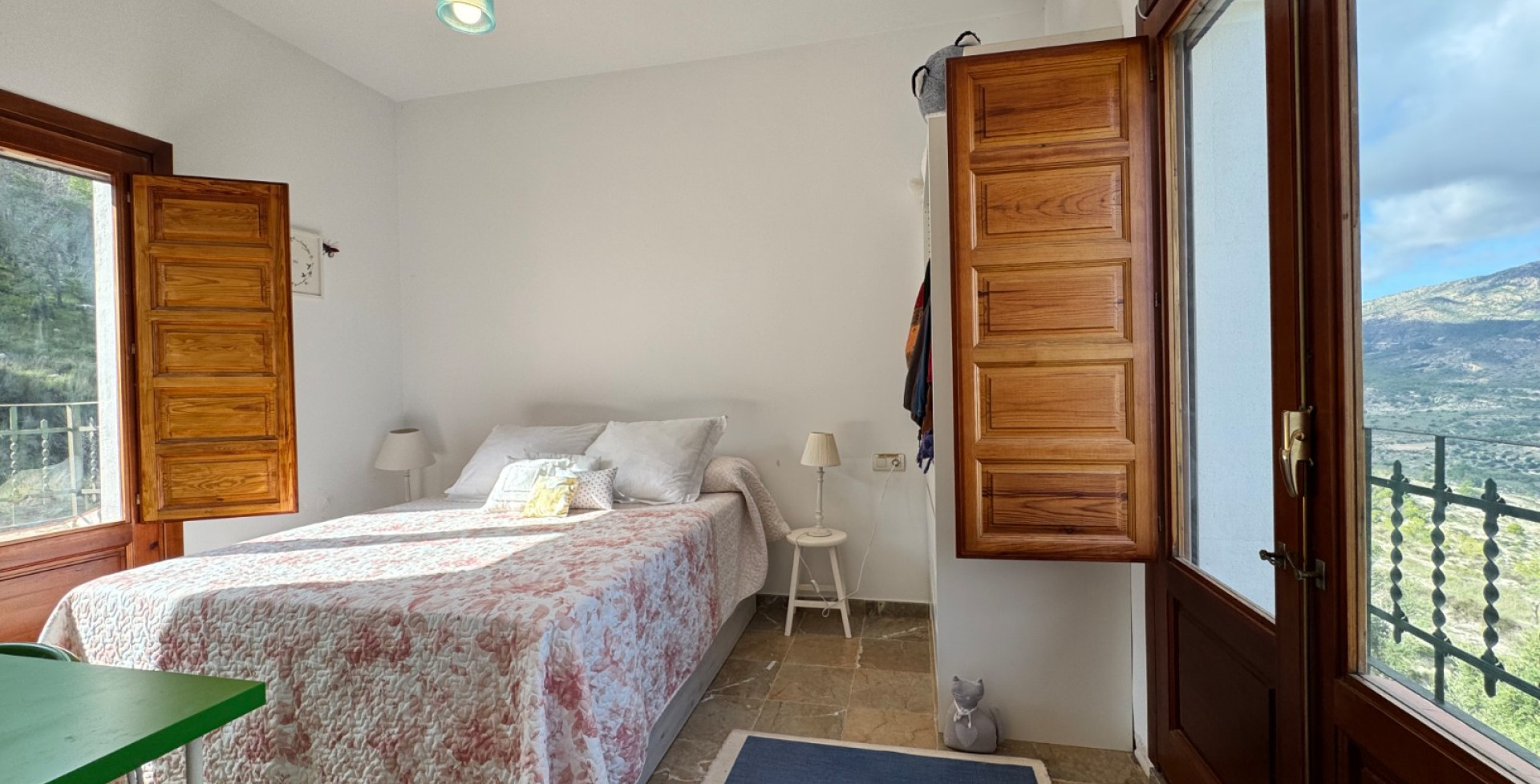 Venta - Casa de Campo - Ojós