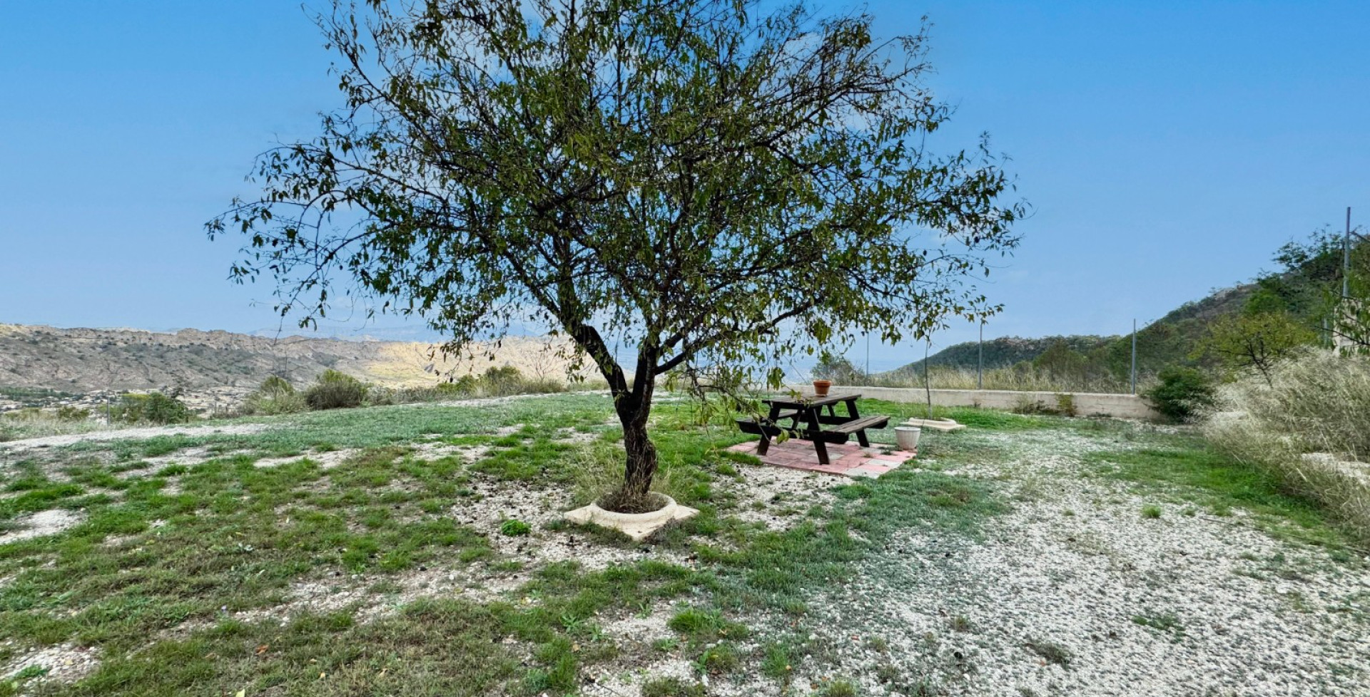 Venta - Casa de Campo - Ojós