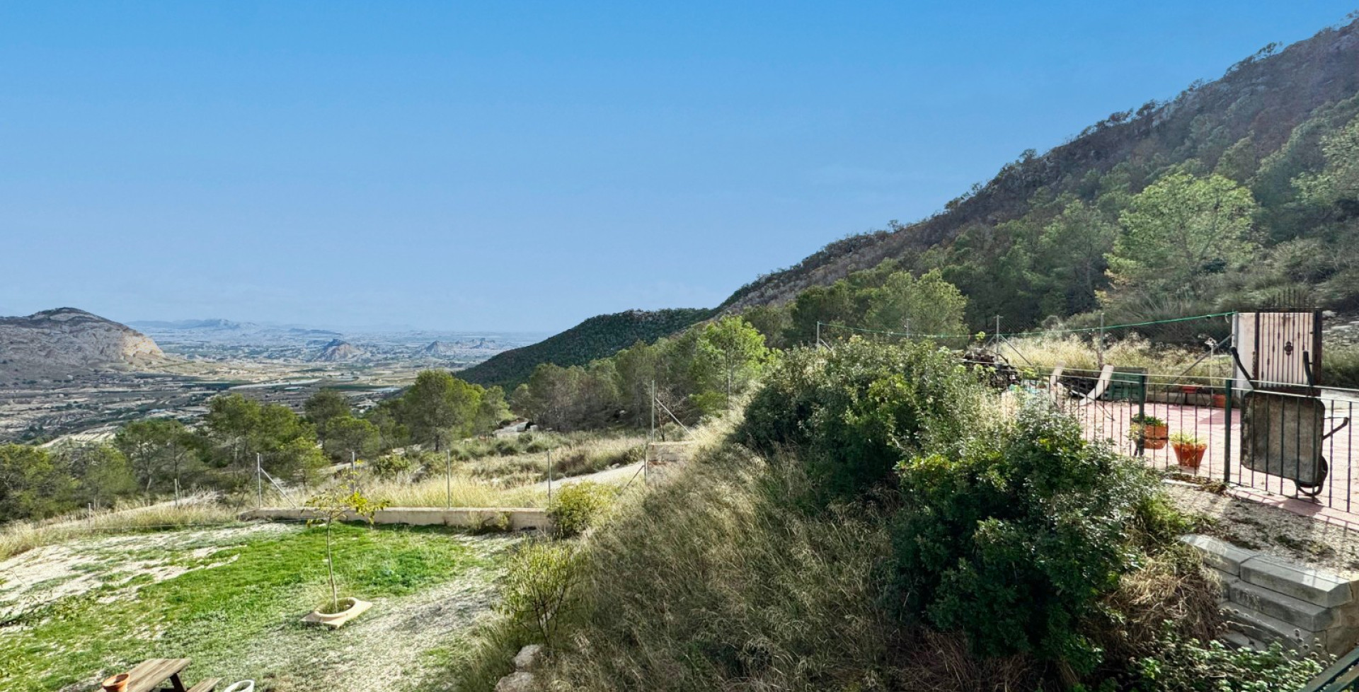Venta - Casa de Campo - Ojós