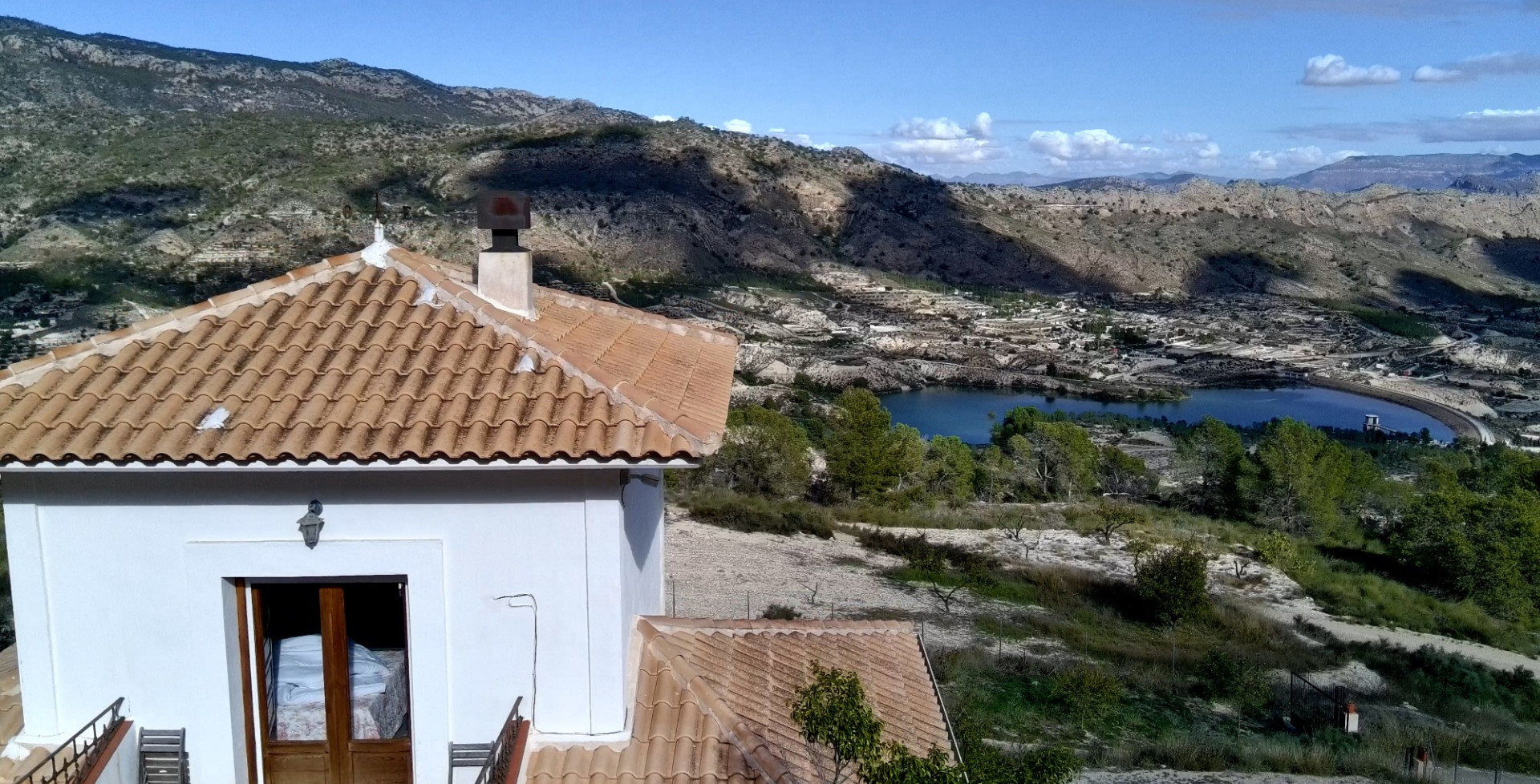 Venta - Casa de Campo - Ojós