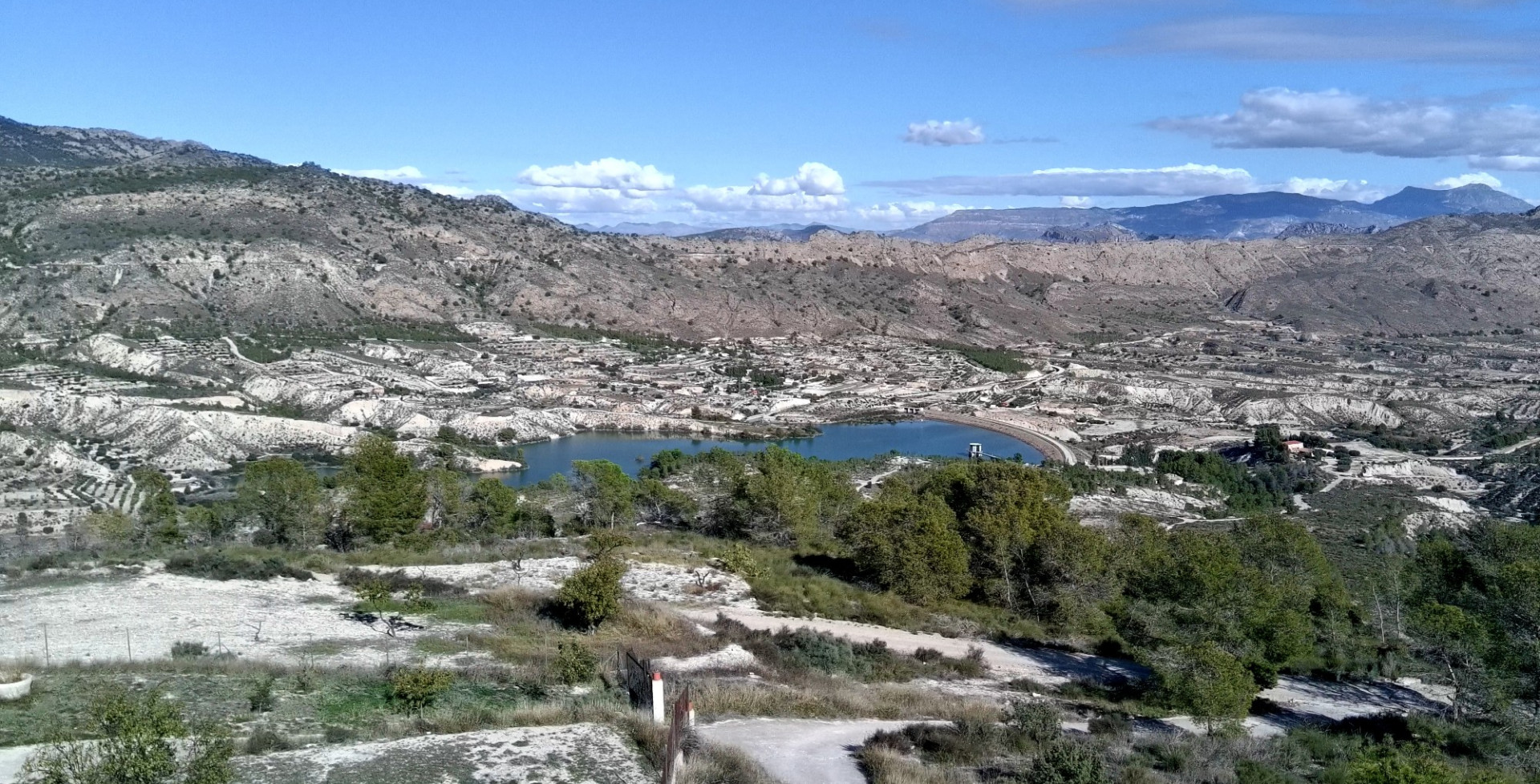 Venta - Casa de Campo - Ojós