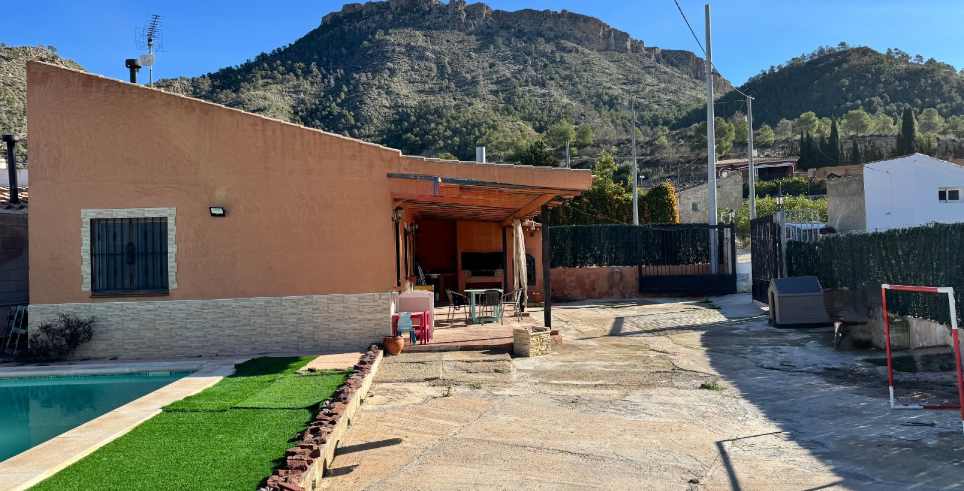 Venta - Chalet independiente - Blanca