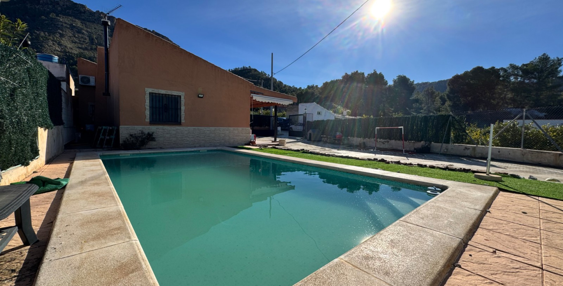 Venta - Chalet independiente - Blanca