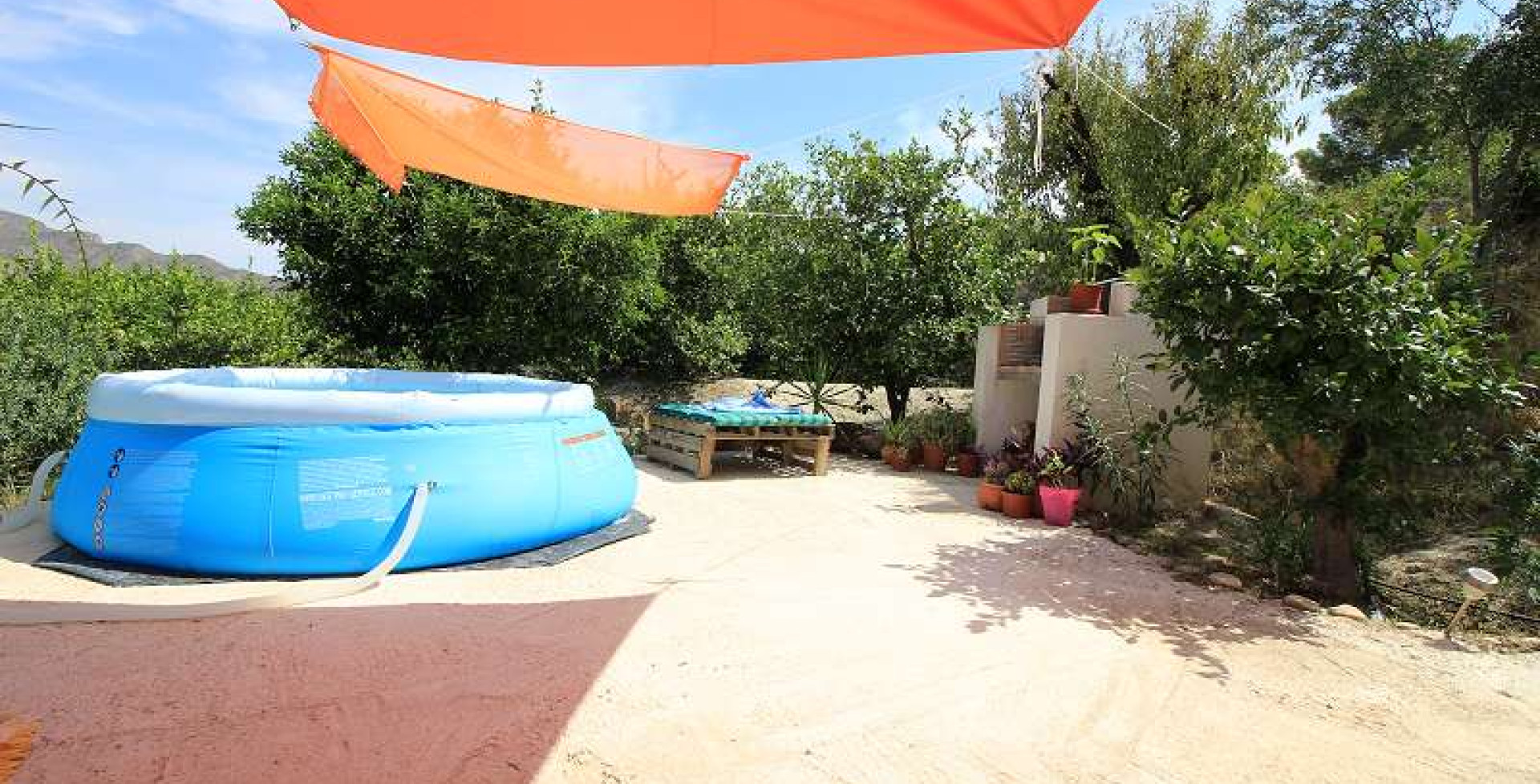 Venta - Casa de Campo - Blanca