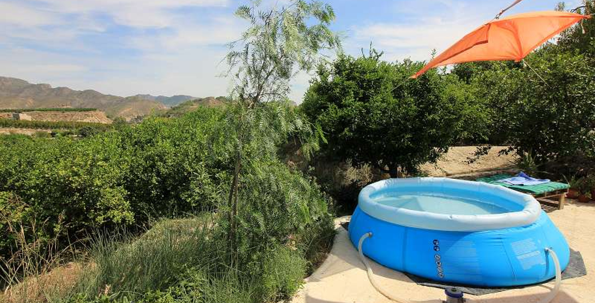 Venta - Casa de Campo - Blanca